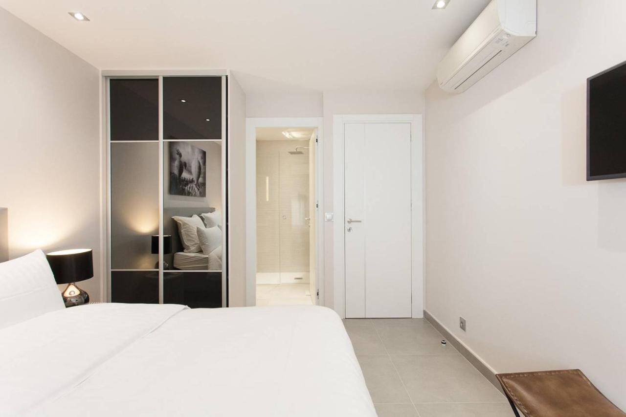 Marriott- Croisette: Superb 3 Bedrooms/ 3 Baths *