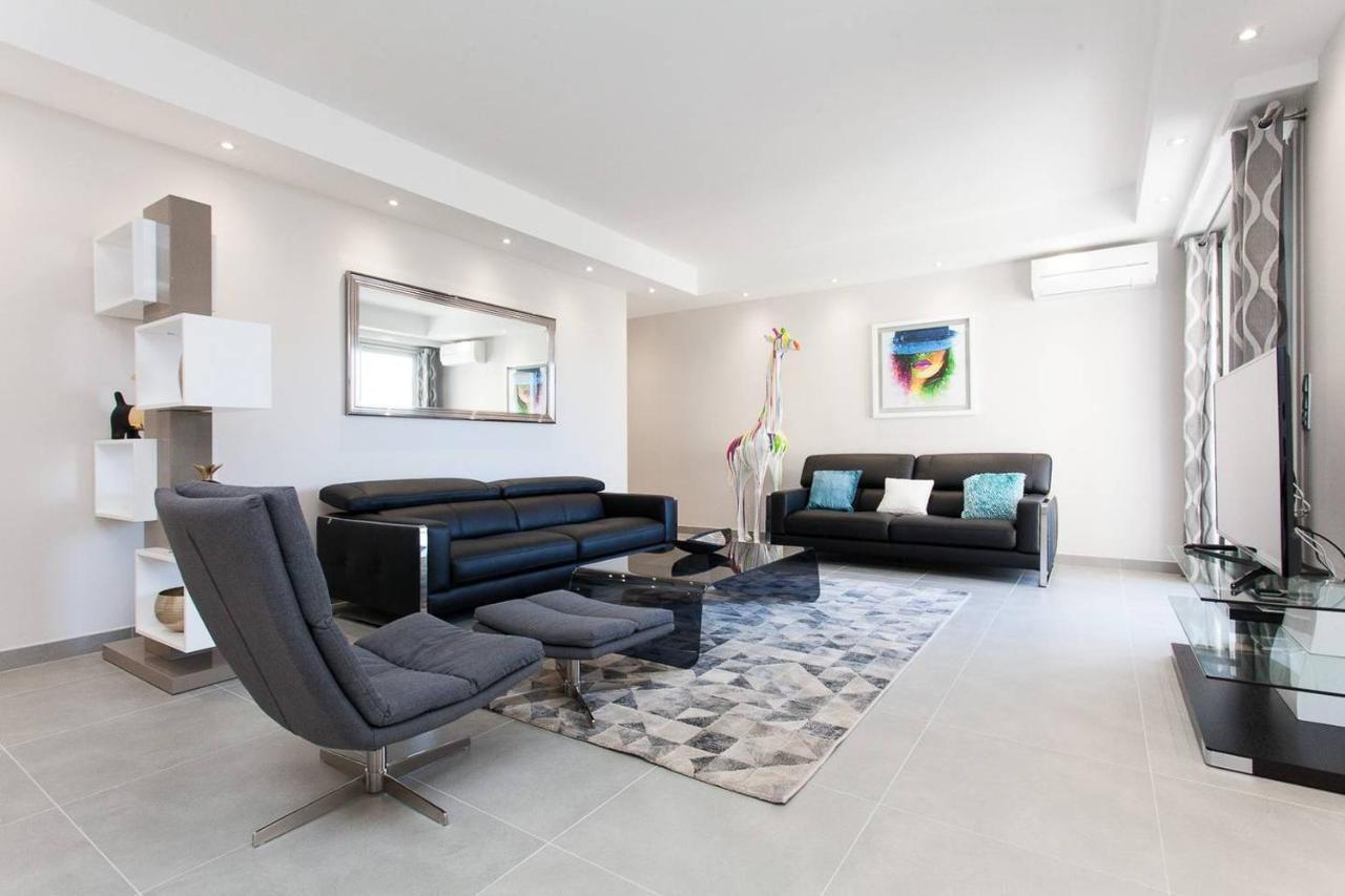 Apartment Marriott- Croisette: Superb 3 Bedrooms/ 3 Baths *
